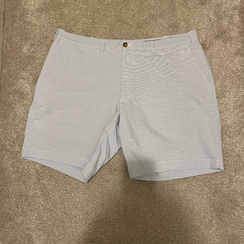 Vineyard Vines seersucker shorts
